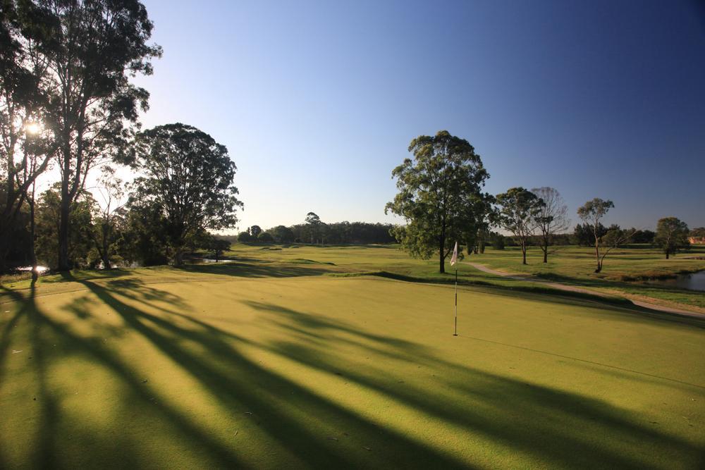 Riverside Oaks Golf Resort Cattai Exterior foto